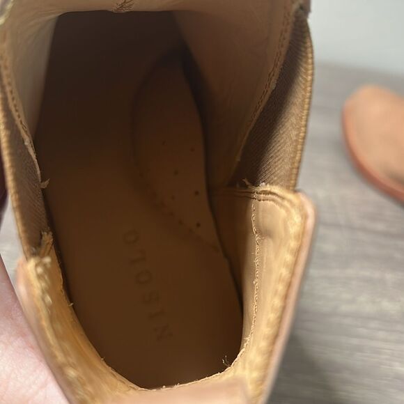 Anthropologie Nisolo Eva Everyday Chelsea Boots - Picture 6 of 7